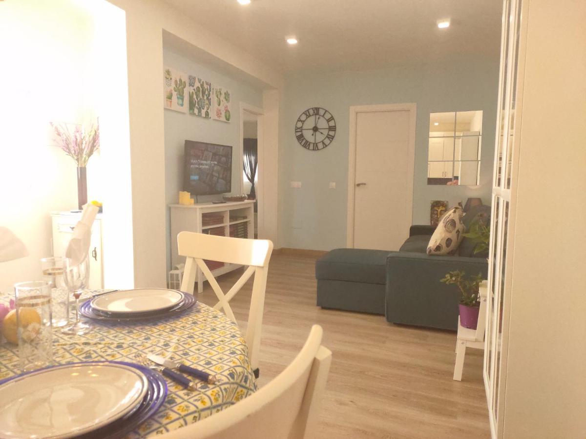 Lagunillas Voyager Apartment By Namaste Elite Málaga Kültér fotó